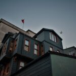 Grafico che illustra strategie legali per ridurre l'IMU sulla seconda casa.