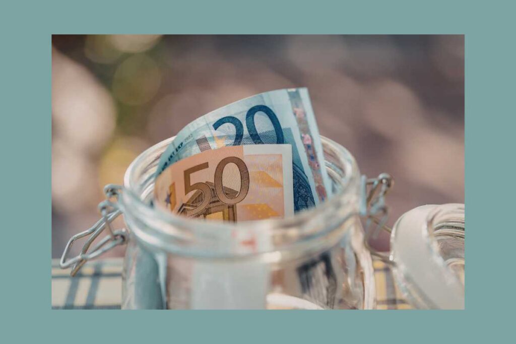 Legge 104: arrivano 3600 euro per chi ha un familiare non autosufficiente, senza ISEE necessario