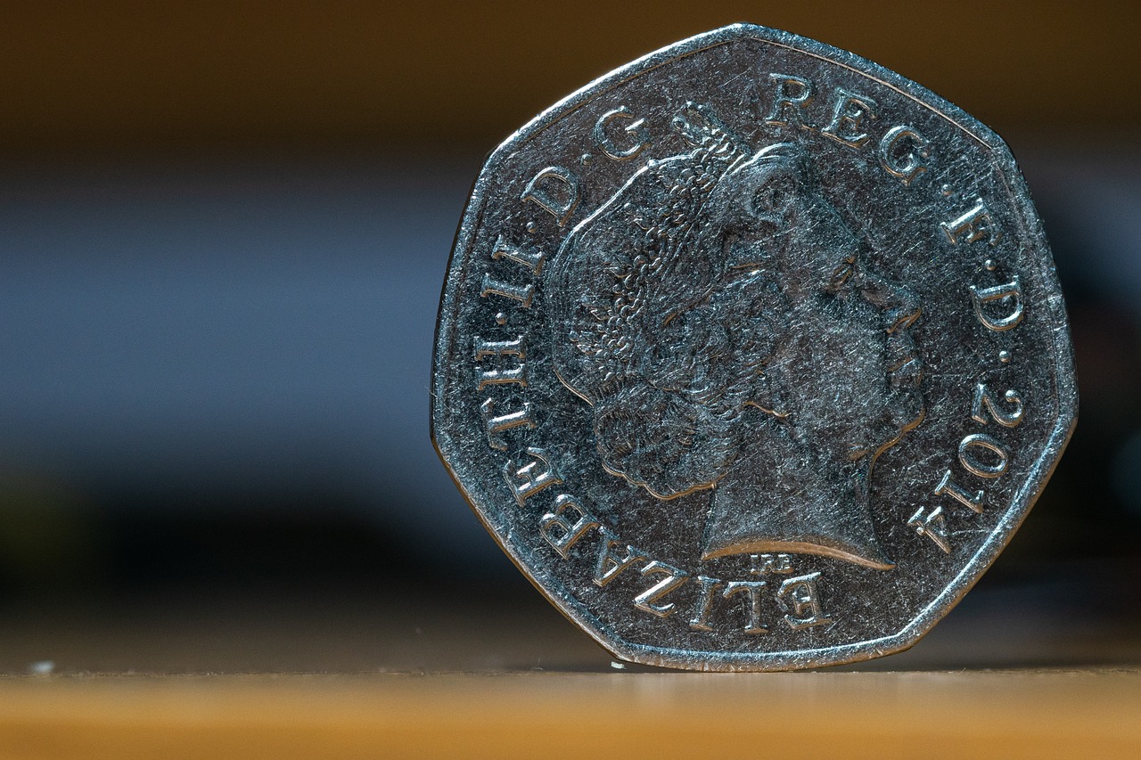 Moneta con l'immagine di un toro, simbolo di valore e rarità nel collezionismo numismatico.