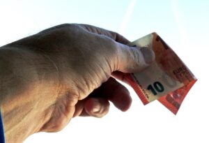 Successione ereditaria sotto i 100.000 euro: quando non si paga nulla allo Stato